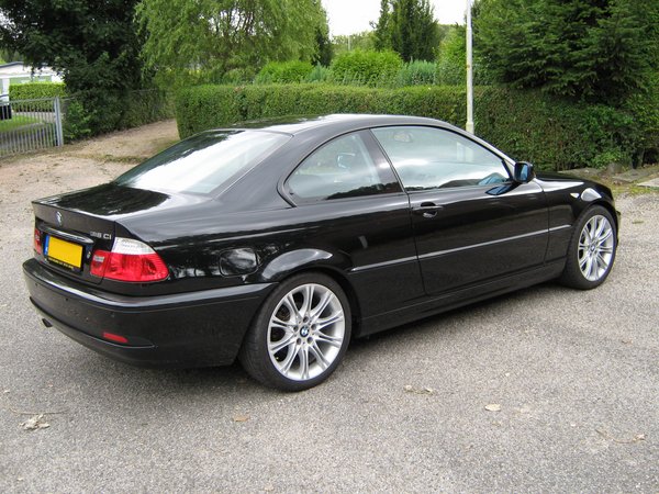 http://www.alfa90.nl/overig/got/318Ci/005.jpg